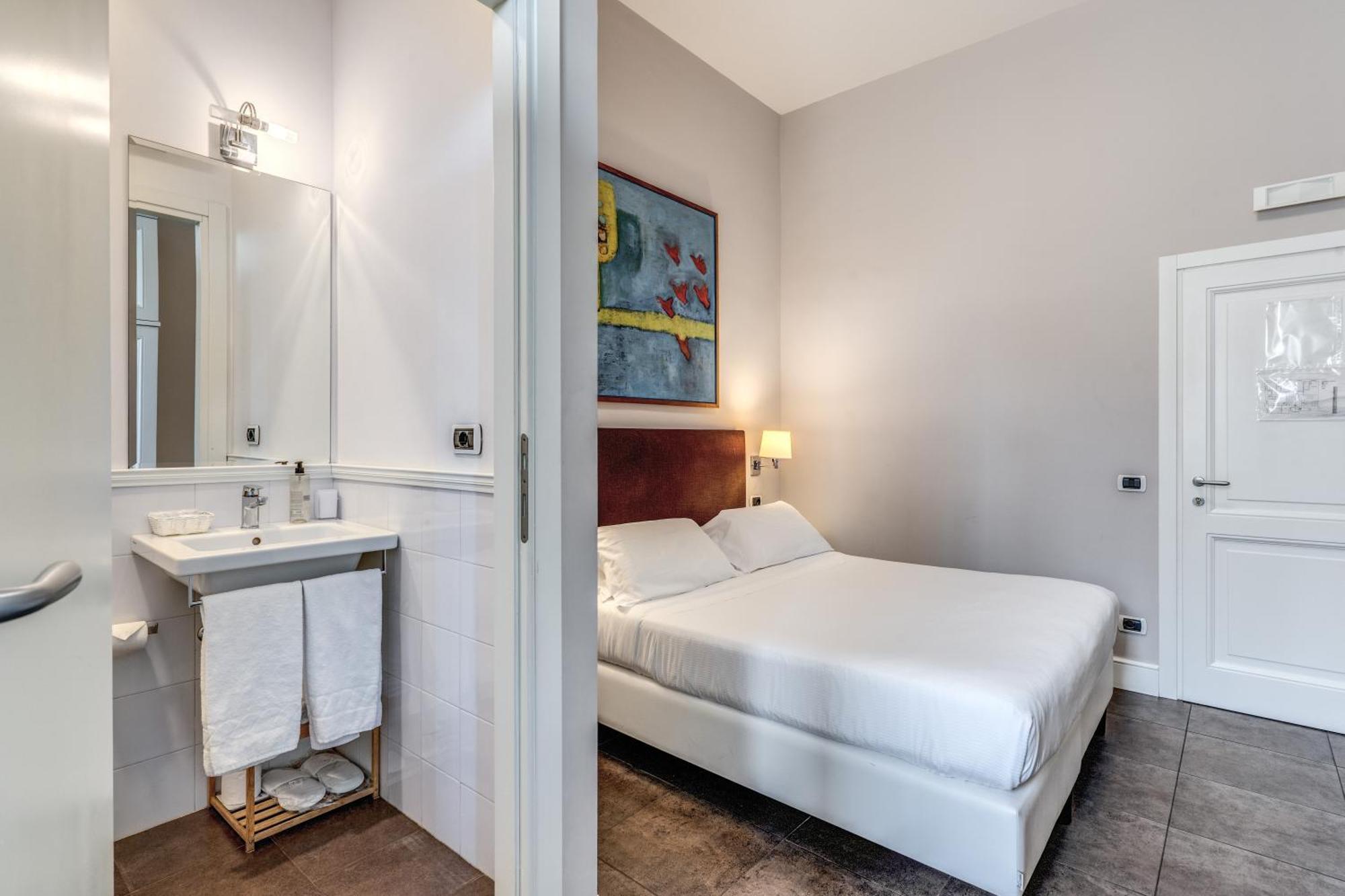 Guest House Cavour 278 Рим Екстериор снимка